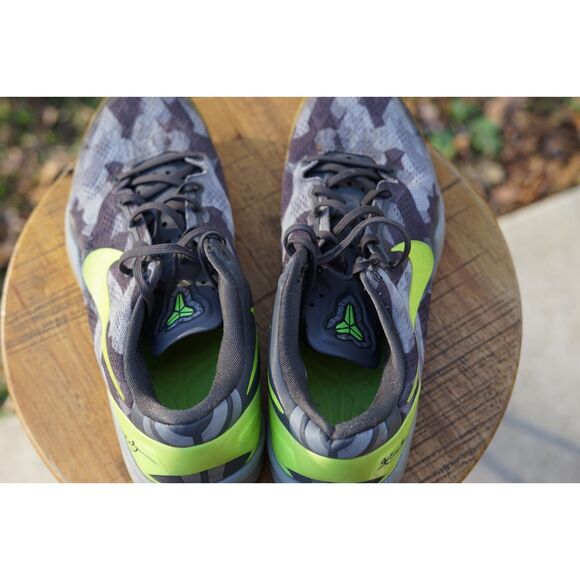 Kobe 8 Volt Beaters Still Life Left main image 6